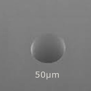 黒鉛にφ0.05(50µm)の穴加工